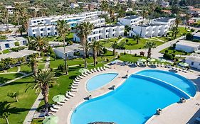 Kinetta Beach Resort&Spa